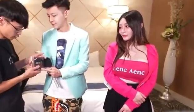 台湾小哥艾里自拍 台湾明日花绮罗 大人版配对
