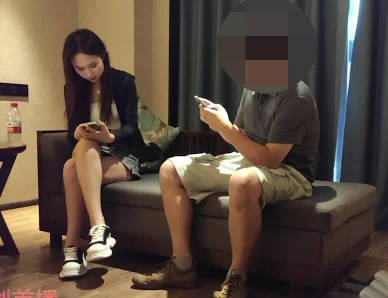 杏吧原创.网清纯大学生下海兼职-极品哥 高清