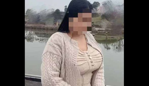 海角社区,在妈妈的花园里挖丫挖丫挖 高清