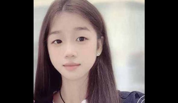 海角社区,我工作的小区业主的女儿被我拿下 高清