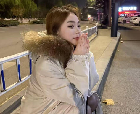 海角社区.内射极具反差亲姐姐 高清