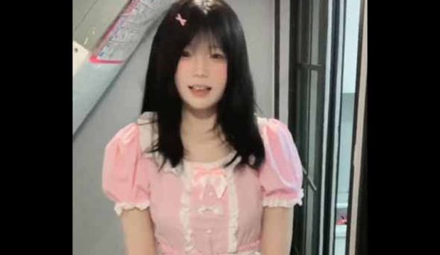 海角社区,同事的亲妹妹被我拿下艺校的班花 高清