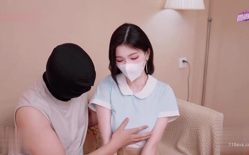 香蕉秀xjx407诱奸送蛋糕的狐不妖